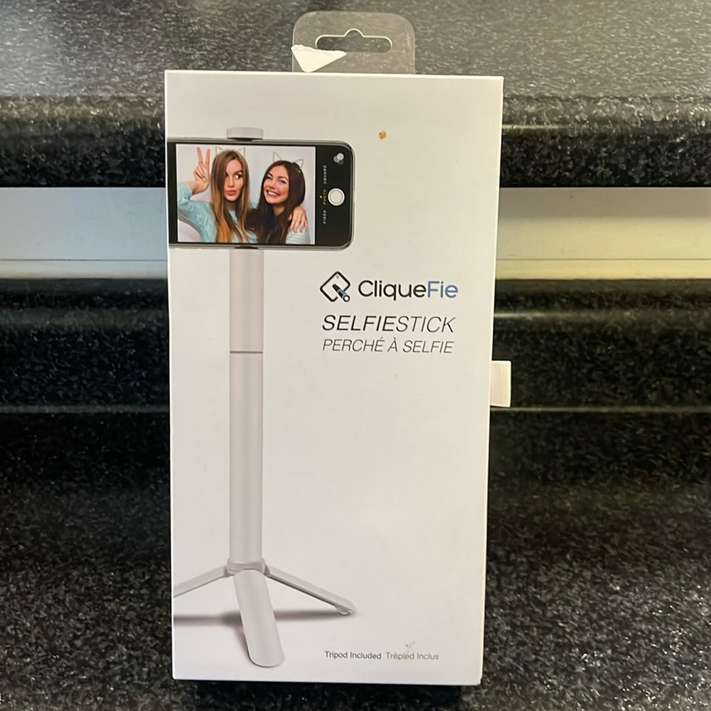 CliqueFie Selfie Stick